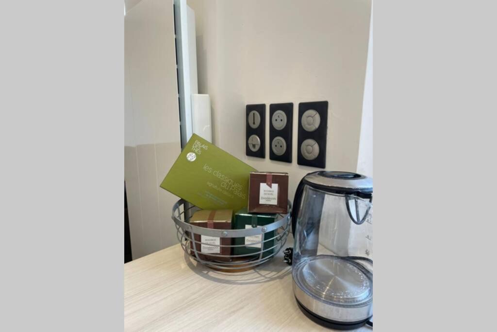 Appartement De Adrien Garage Prive Charleville-Mézières Eksteriør bilde